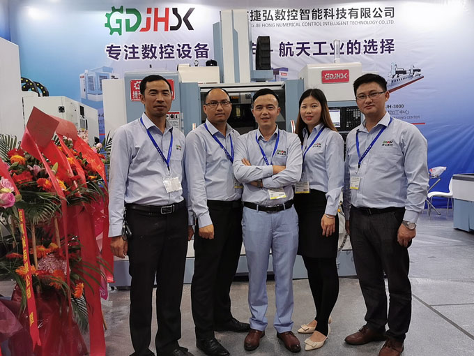 �ݺ����س���������DMP��������ҵ�������ֳ�ʢ����