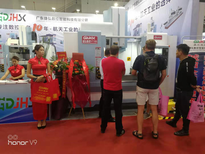 �ݺ����س���������DMP��������ҵ�������ֳ�ʢ����