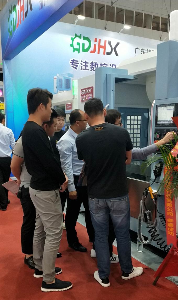 �ݺ����س���������DMP��������ҵ�������ֳ�ʢ����