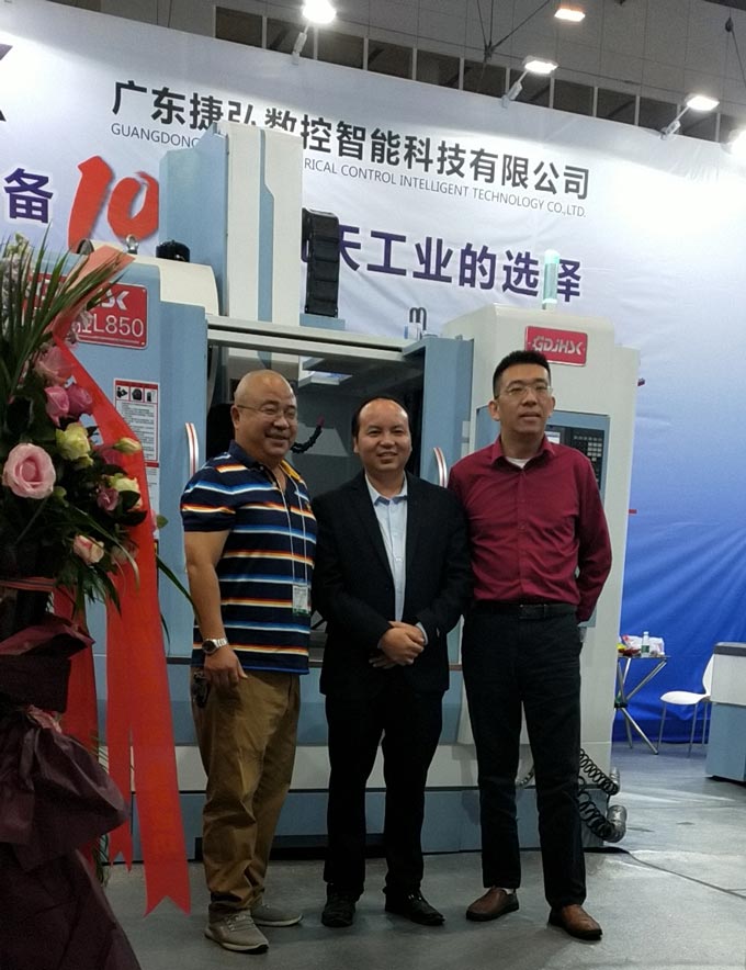 �ݺ����س���������DMP��������ҵ�������ֳ�ʢ����